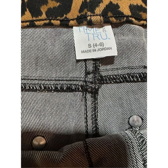 Time & Tru womens leopard print pants sz 4-6 - Picture 6 of 6